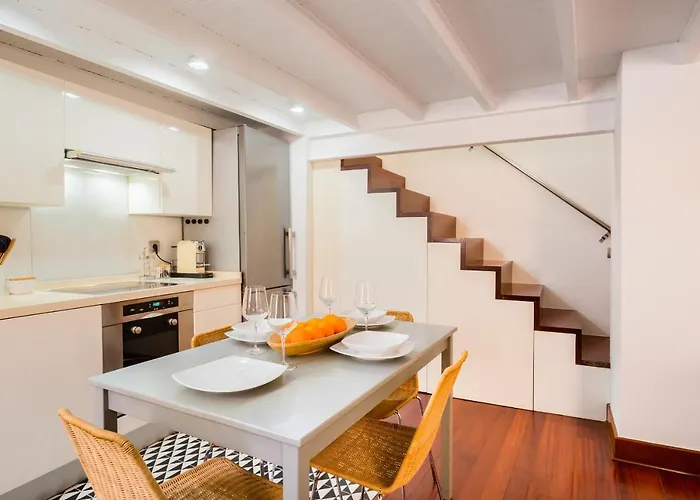 Stylish Loft Duplex - Alameda * סביליה