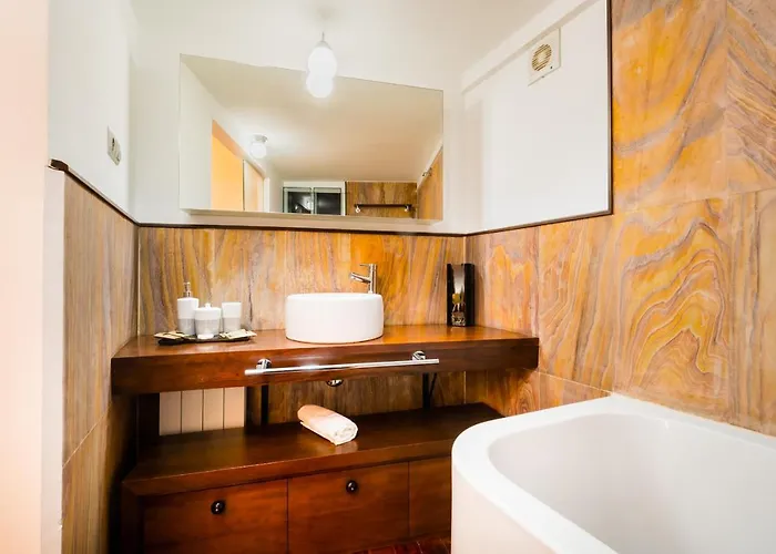 Stylish Loft Duplex - Alameda
